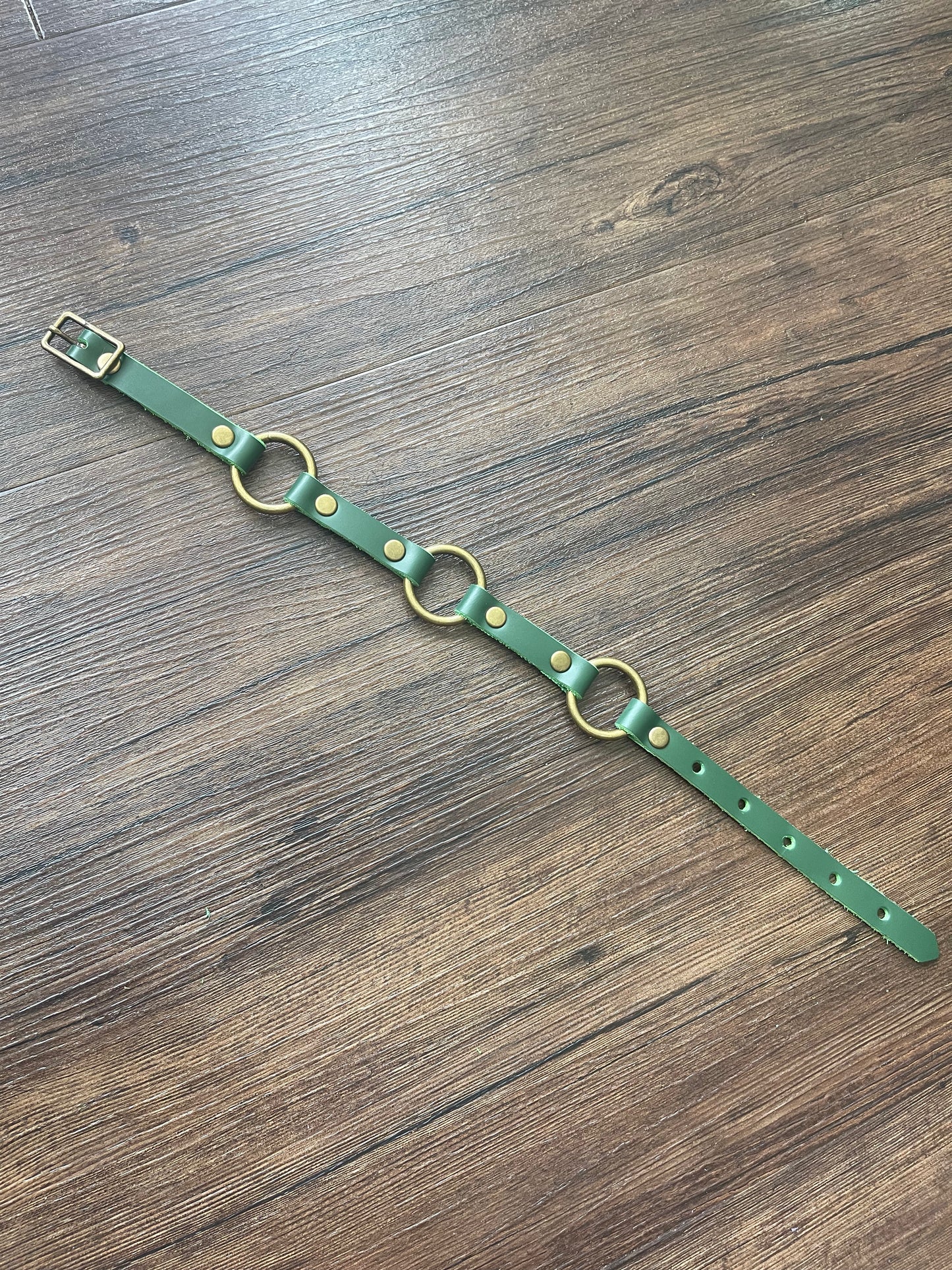 Green Antique Circus Collar