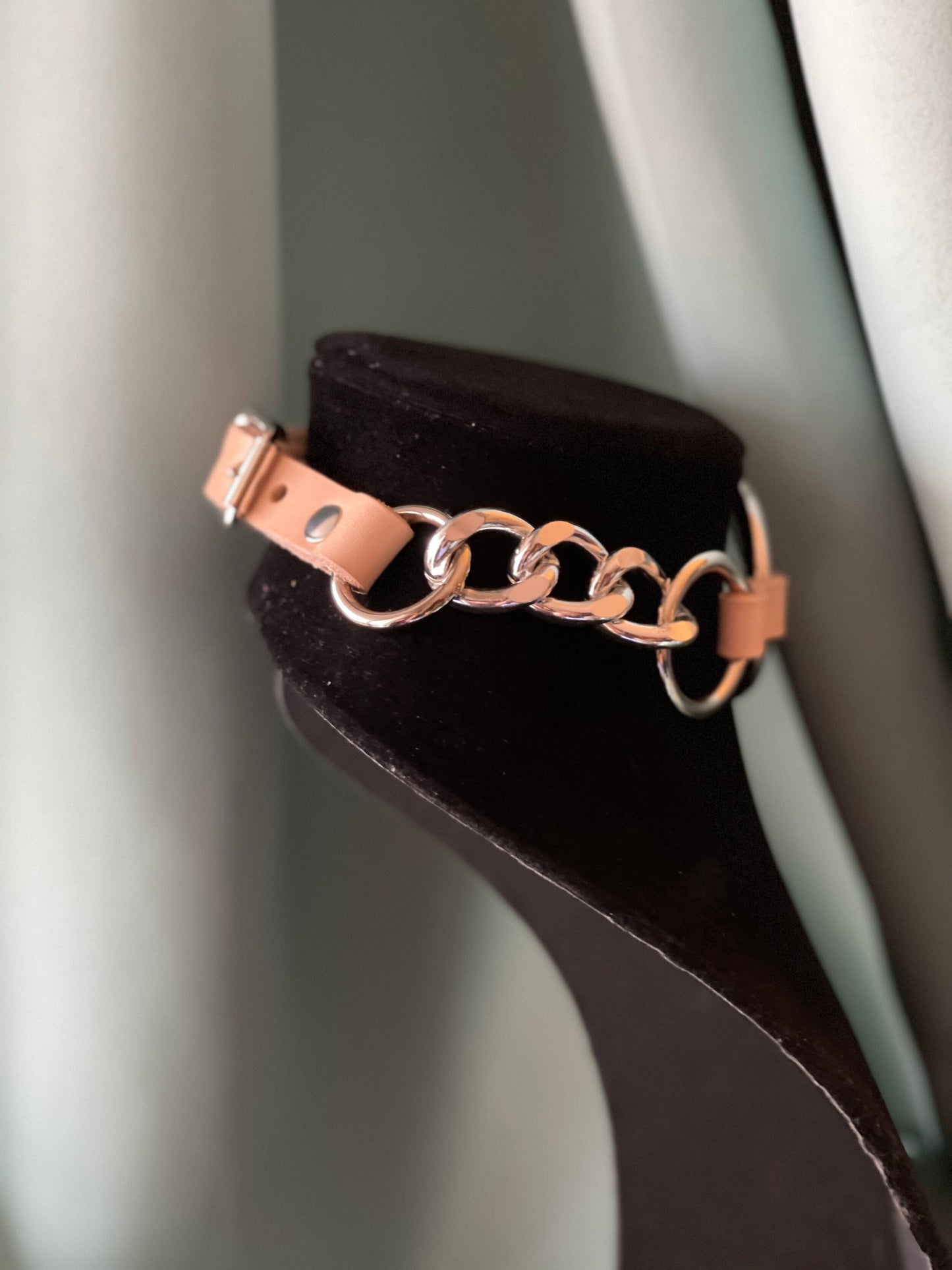 Vis Collar