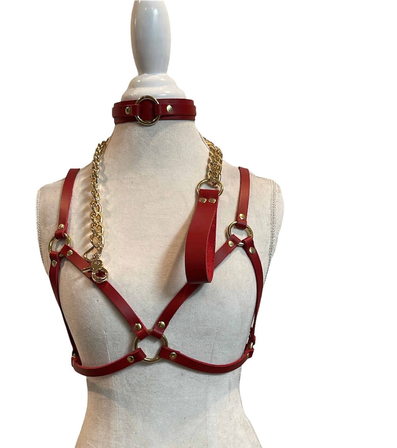 Levo Harness