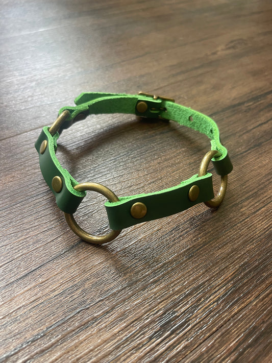 Green Antique Circus Collar