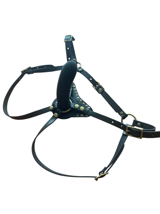 Manifesto Strap-On Harness